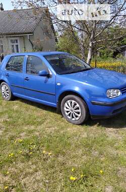 Хетчбек Volkswagen Golf 1999 в Стрию