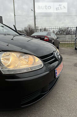 Хетчбек Volkswagen Golf 2006 в Чернігові