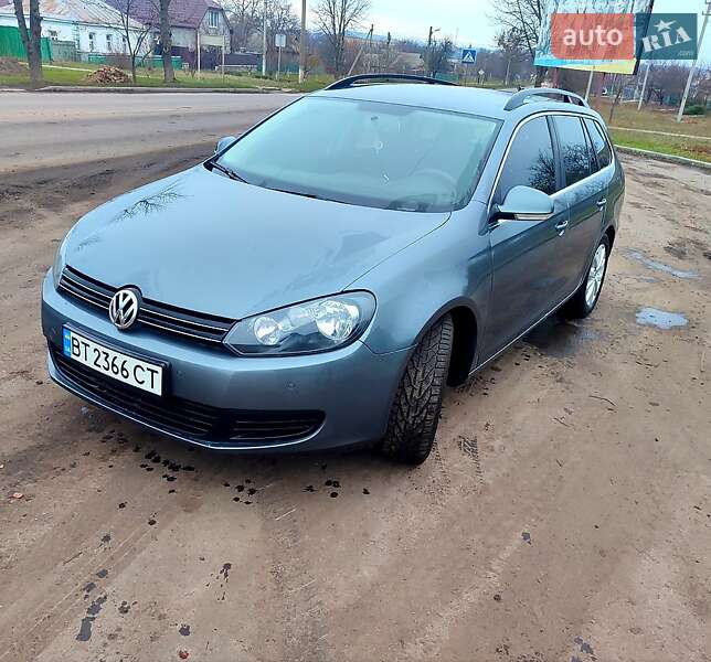 Универсал Volkswagen Golf 2012 в 