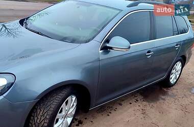 Универсал Volkswagen Golf 2012 в 