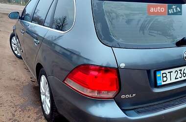 Универсал Volkswagen Golf 2012 в 