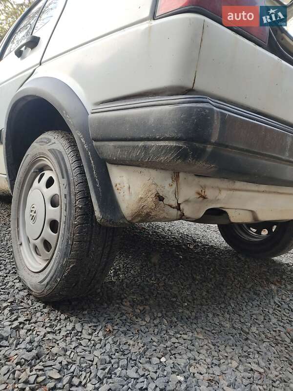 Хетчбек Volkswagen Golf 1990 в Луцьку
