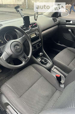 Универсал Volkswagen Golf 2011 в Виноградове