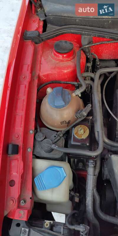 Універсал Volkswagen Golf 1999 в Коломиї