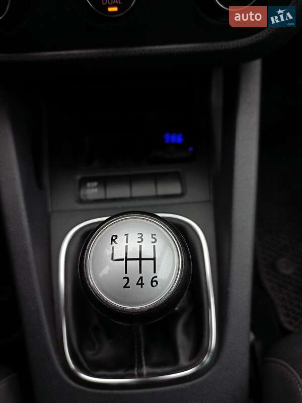 Хетчбек Volkswagen Golf 2008 в Благовіщенську