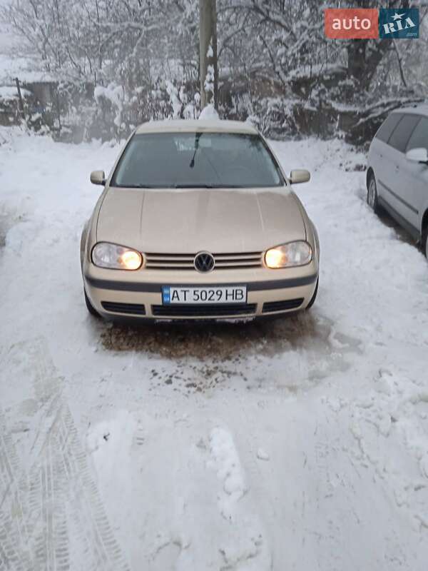 Volkswagen Golf 2002