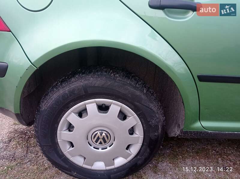 Хетчбек Volkswagen Golf 1998 в Кропивницькому