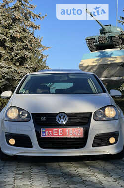 Хетчбек Volkswagen Golf 2008 в Дубні