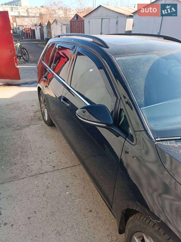 Универсал Volkswagen Golf 2016 в Одессе
