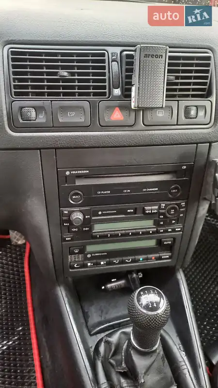 Volkswagen Golf 2002 VIN WVWZZZ1JZ3W260618 фото оголошення 2 з 45