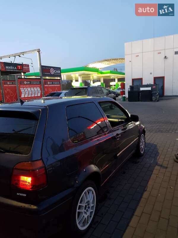 Хетчбек Volkswagen Golf 1991 в Києві