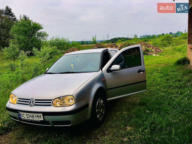 Хетчбек Volkswagen Golf 1998 в Львові