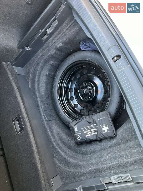 Универсал Volkswagen Golf 2018 в Ужгороде