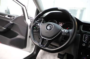 Универсал Volkswagen Golf 2014 в Дрогобыче