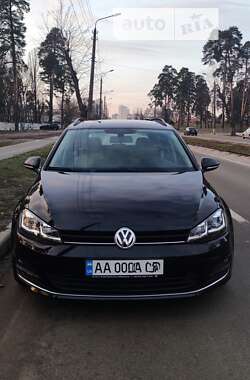 Універсал Volkswagen Golf 2015 в Києві