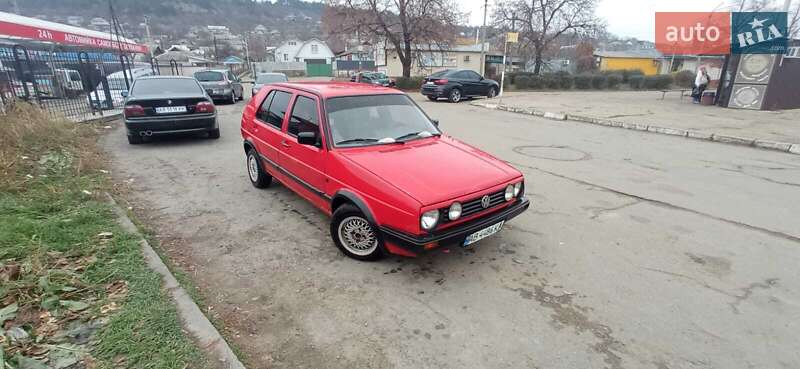 Хетчбек Volkswagen Golf 1991 в Мурованих Курилівцях