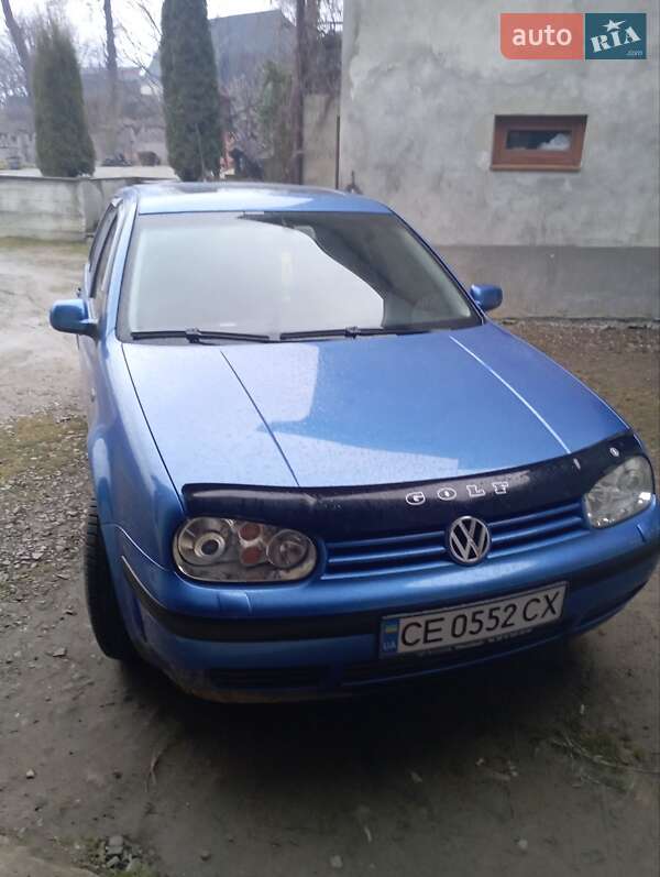 Volkswagen Golf 2003