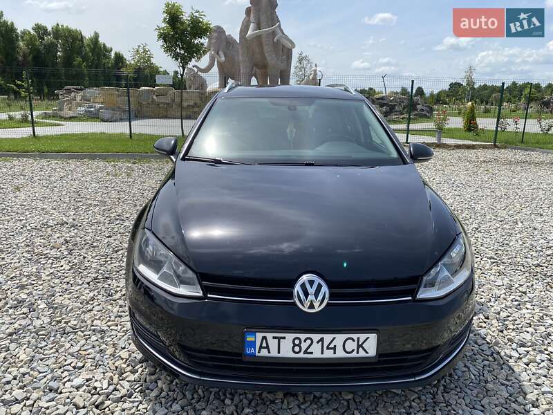 Универсал Volkswagen Golf 2014 в Ивано-Франковске
