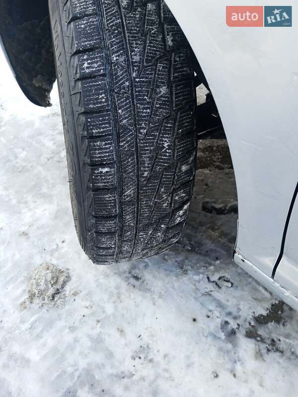 Хетчбек Volkswagen Golf 2003 в Рівному