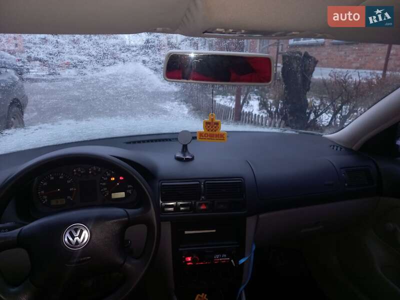 Хетчбек Volkswagen Golf 2000 в Подільську