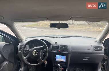 Хетчбек Volkswagen Golf 2000 в Миколаєві