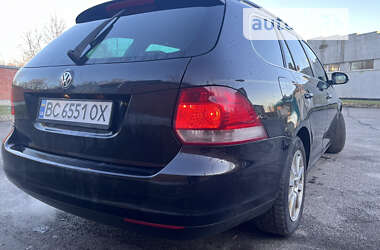 Універсал Volkswagen Golf 2009 в Дрогобичі