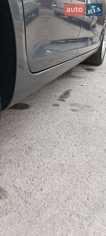 Универсал Volkswagen Golf 2009 в Звягеле