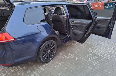 Универсал Volkswagen Golf 2015 в 