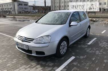 Хетчбек Volkswagen Golf 2005 в Вінниці