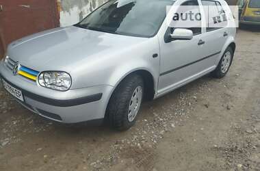 Хэтчбек Volkswagen Golf 1998 в Гусятине