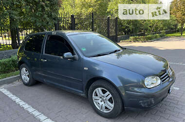 Хэтчбек Volkswagen Golf 2001 в Виннице