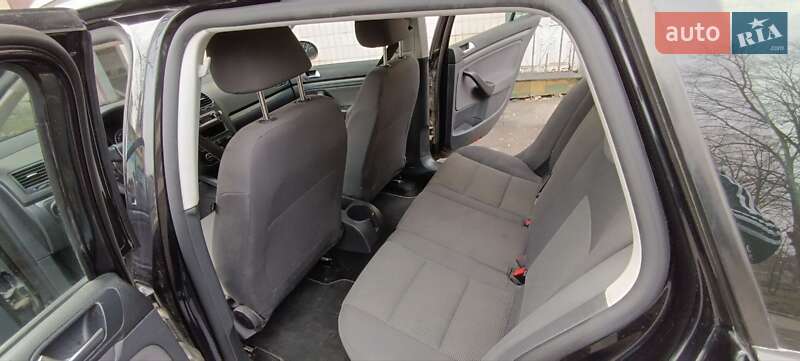 Универсал Volkswagen Golf 2008 в Гнивани