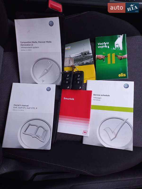 Хэтчбек Volkswagen Golf 2016 в Ромнах