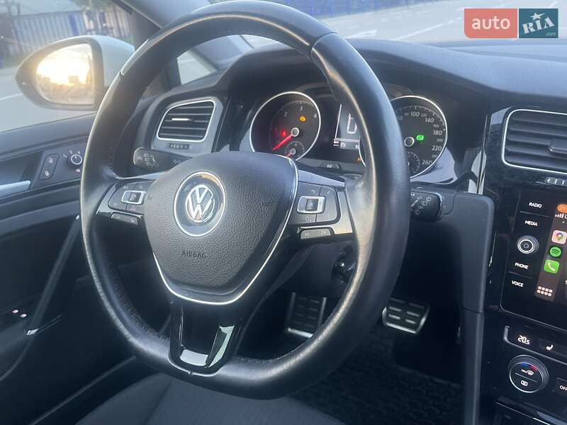 Универсал Volkswagen Golf 2017 в Ковеле
