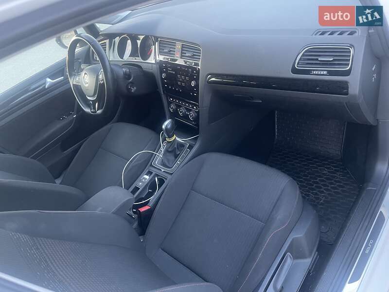 Универсал Volkswagen Golf 2017 в Ковеле