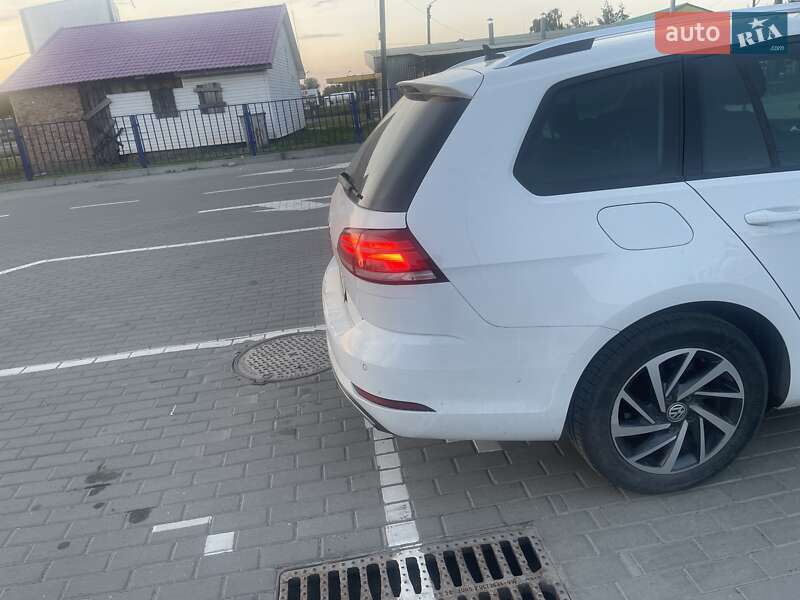 Универсал Volkswagen Golf 2017 в Ковеле