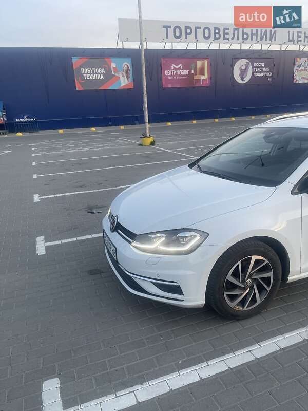 Универсал Volkswagen Golf 2017 в Ковеле