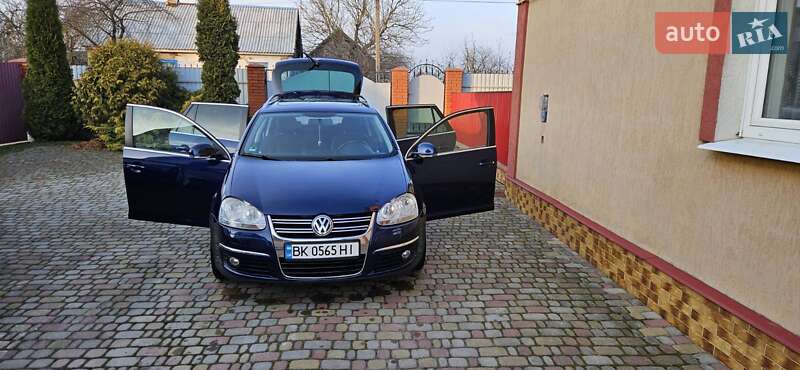 Універсал Volkswagen Golf 2008 в Славуті