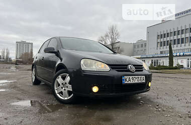 Хетчбек Volkswagen Golf 2006 в Києві