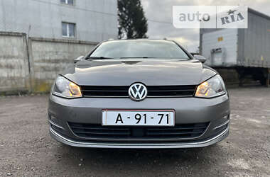 Универсал Volkswagen Golf 2017 в 