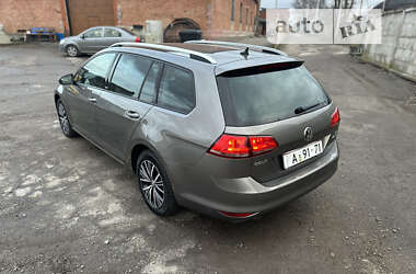 Универсал Volkswagen Golf 2017 в 