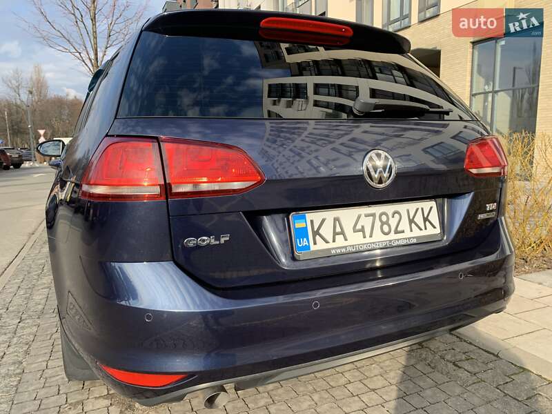 Універсал Volkswagen Golf 2014 в Києві