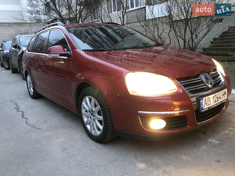 Універсал Volkswagen Golf 2008 в Вінниці