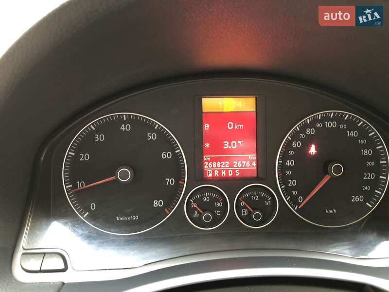 Універсал Volkswagen Golf 2008 в Вінниці