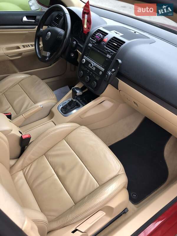 Універсал Volkswagen Golf 2008 в Вінниці