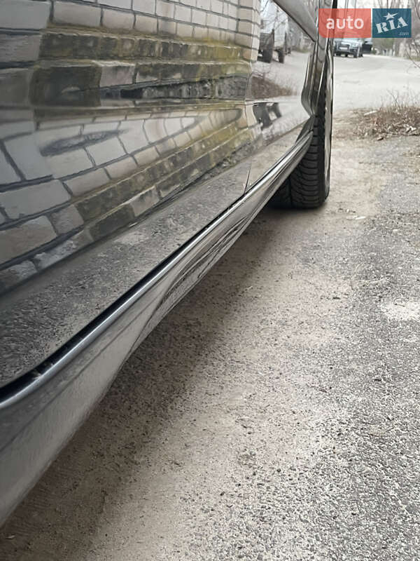 Хэтчбек Volkswagen Golf 2005 в Виннице