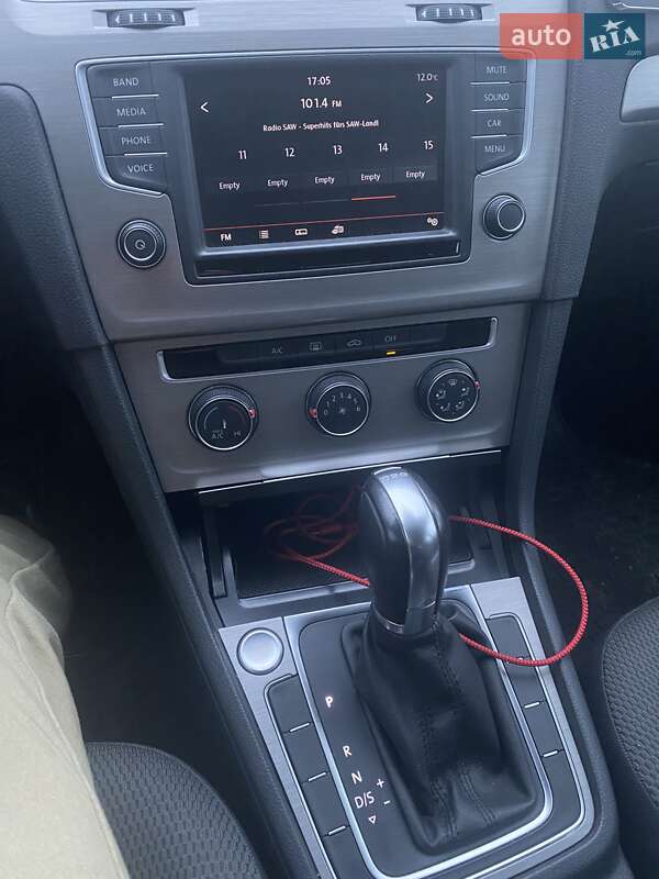 Универсал Volkswagen Golf 2015 в Харькове