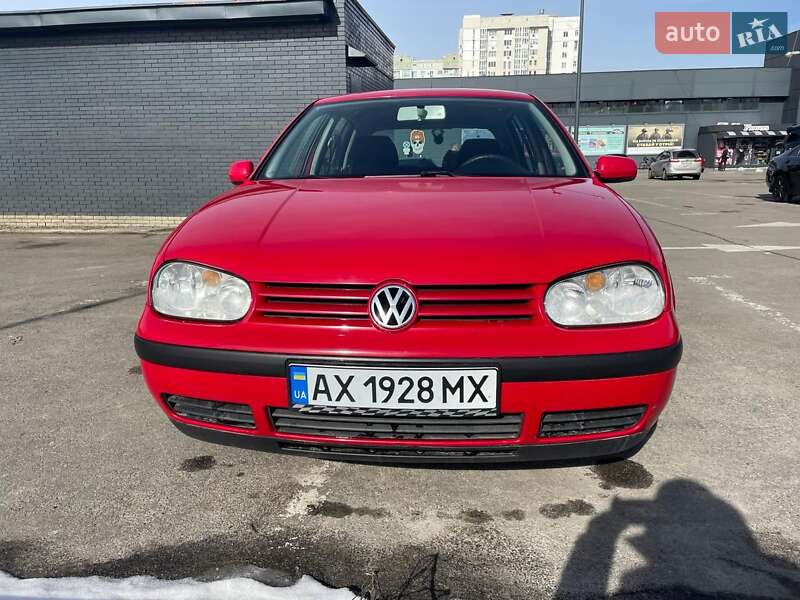 Volkswagen Golf 2000