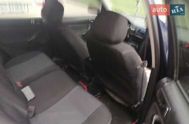 Хэтчбек Volkswagen Golf 1998 в 