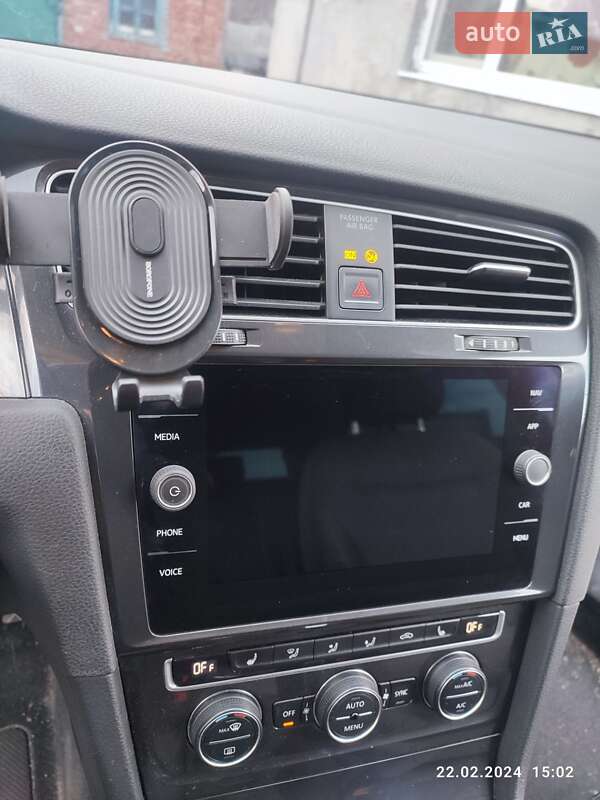 Универсал Volkswagen Golf 2017 в Павлограде